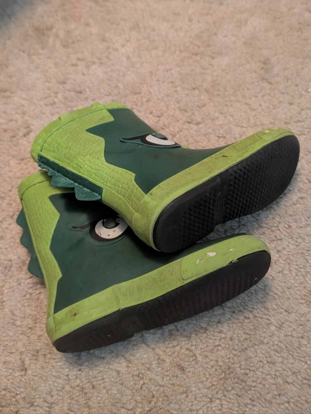 💥 Little Boy Green Dino Rain Boots 9/10
